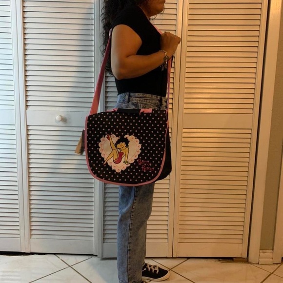 BETTY BOOP MESSENGER BAG - Picture 4 of 6